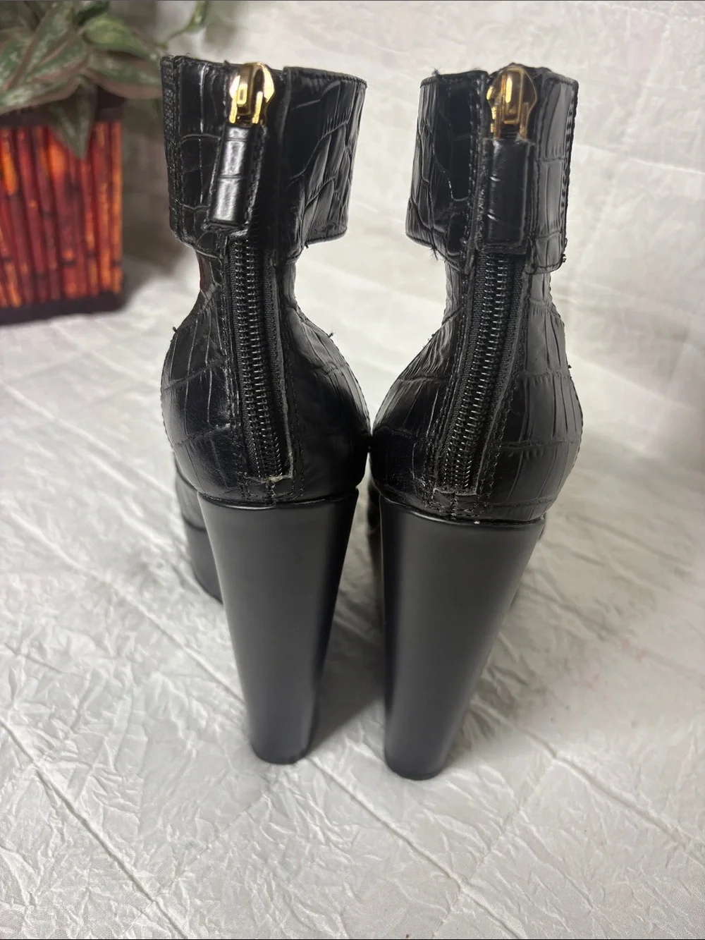 BCBGMaxAzria Black Croc-Embossed Pointed Ankle-Strap Wedged size 6 - Picture 6 of 9